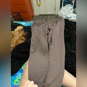 purple ish leggings, size XL